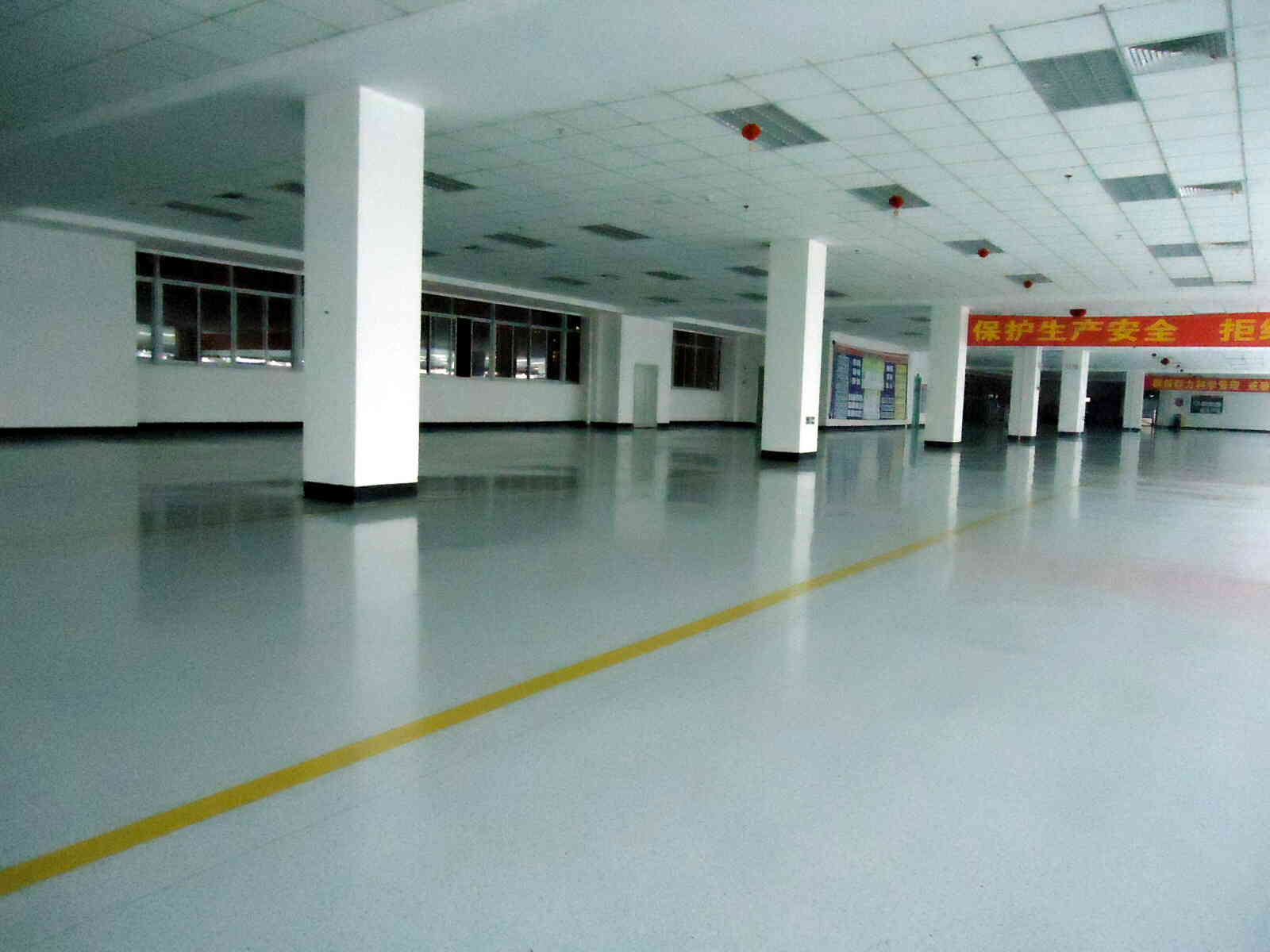 PVC地板鋪裝后起鼓原因有哪些？