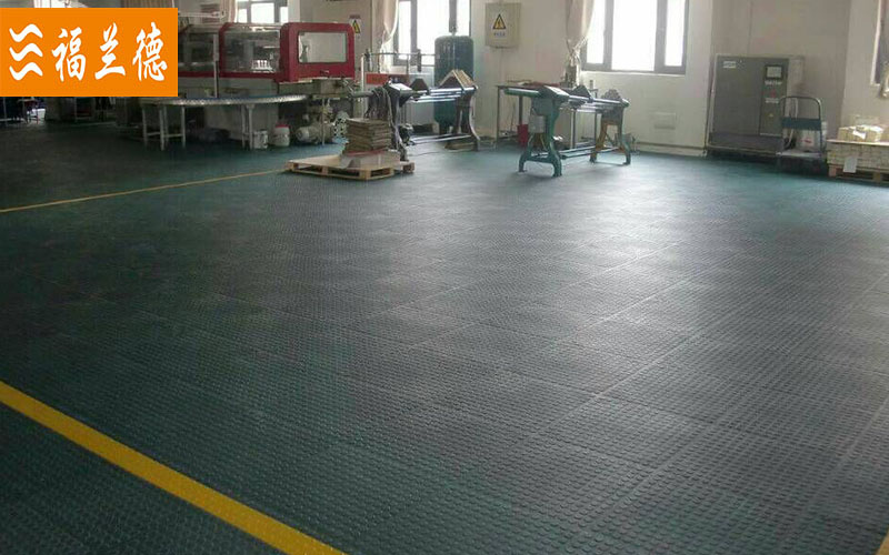 走叉車地面用哪種地板好？廠房車間地面用水磨地好嗎？